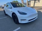 Used 2022 Tesla Model Y Long Range image 2