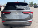 Used 2022 Mitsubishi Outlander SE image 4