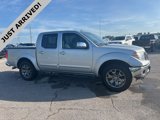 Used 2015 Nissan Frontier SL image 3
