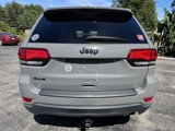 Used 2019 Jeep Grand Cherokee Laredo image 4