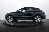 Certified 2025 Porsche Macan image 2