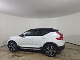 Used 2021 Volvo XC40 T5 R-Design image 4