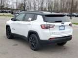 Used 2023 Jeep Compass Altitude image 3