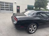 Used 2014 Dodge Challenger SXT image 4