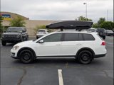 Used 2017 Volkswagen Golf Alltrack S image 5