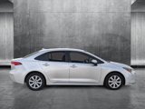 Used 2020 Toyota Corolla LE image 4