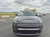 Used 2022 Jeep Compass Latitude image 2