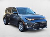 Used 2023 Kia Soul LX w/ LX Technology Package image 3