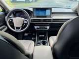 New 2025 Lincoln Corsair AWD w/ Equipment Group 101A image 3