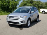 Used 2019 Ford Escape SE image 2