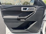 Used 2020 Ford Explorer XLT w/ Comfort Package image 2