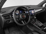 Certified 2024 Porsche Macan image 4