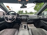 Used 2021 Jeep Grand Cherokee Laredo X image 2