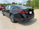 Used 2023 Nissan Altima 2.5 SV w/ SV Premium Package image 4
