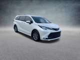 Used 2021 Toyota Sienna XLE image 2
