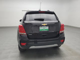 Used 2020 Chevrolet Trax LT w/ LT Convenience Package image 6