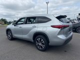 Used 2022 Toyota Highlander XLE image 5