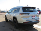 Used 2022 Jeep Grand Cherokee L Limited w/ Luxury Tech Group II image 3