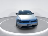 Used 2015 Volkswagen e-Golf SEL Premium image 3