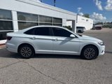 Used 2019 Volkswagen Jetta R-Line image 2