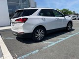 Used 2023 Chevrolet Equinox Premier image 3