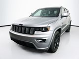 Used 2017 Jeep Grand Cherokee Altitude image 3