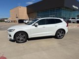 Used 2019 Volvo XC60 T6 Momentum w/ Premium Package image 4