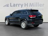 Used 2021 Jeep Grand Cherokee Laredo X image 3
