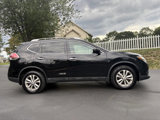 Used 2015 Nissan Rogue SV w/ SV Premium Package image 5