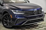 Certified 2022 Volkswagen Tiguan SE w/ Panoramic Sunroof Package image 2