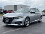 Used 2018 Honda Accord Touring image 2