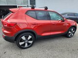 Used 2019 Volvo XC40 T5 Momentum image 5