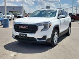 Used 2024 GMC Terrain SLE w/ Driver Convenience Package image 4