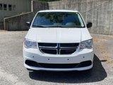 Used 2018 Dodge Grand Caravan SE image 2