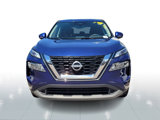 Used 2023 Nissan Rogue SV image 2