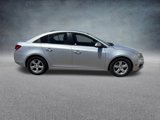 Used 2015 Chevrolet Cruze LT w/ Technology Package image 2