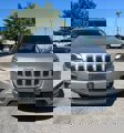 Used 2019 Jeep Cherokee Latitude Plus w/ Comfort/Convenience Group image 3