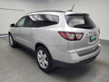 Used 2017 Chevrolet Traverse LT w/ Style and Technology Package image 5