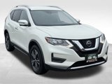 Used 2020 Nissan Rogue SV w/ Premium Package image 3