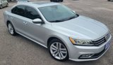Used 2017 Volkswagen Passat 1.8T SEL Premium image 2