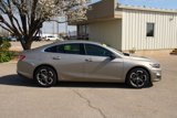 Used 2022 Chevrolet Malibu LT image 3
