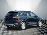 Used 2021 Ford Escape SE image 3
