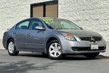 Used 2009 Nissan Altima Hybrid Sedan w/ Connection Pkg image 2