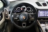 Used 2021 Porsche Cayenne Turbo image 5