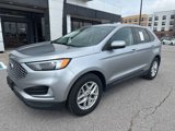 Used 2023 Ford Edge SEL image 2