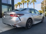 Used 2023 Toyota Camry SE image 3
