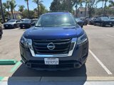 Used 2022 Nissan Pathfinder SV image 2