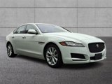 Used 2020 Jaguar XF Premium image 4