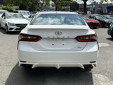 Used 2021 Toyota Camry SE image 4