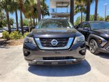 Used 2020 Nissan Pathfinder SV image 2